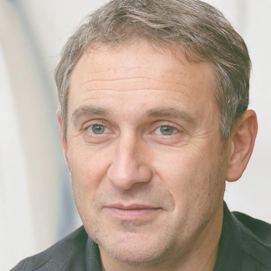 Profesor de contabilidad administrativa